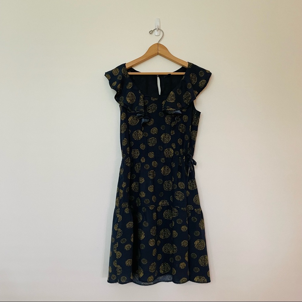 GAP Patterned Ruffled Dress - Picture 2 of 3
